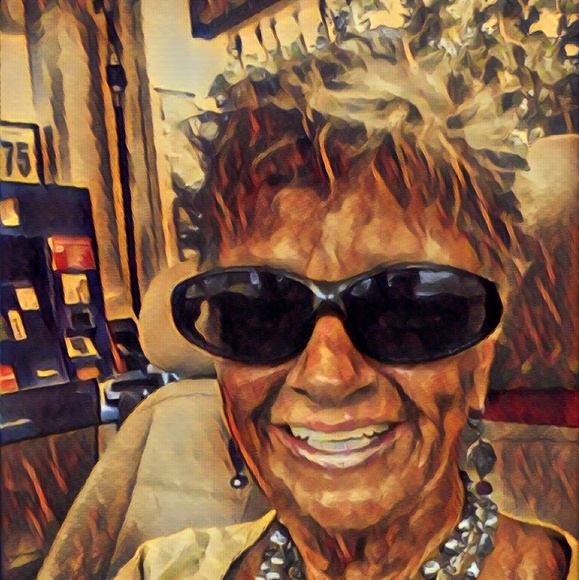 Meet your Posher, Susan - Picture 1 of 1